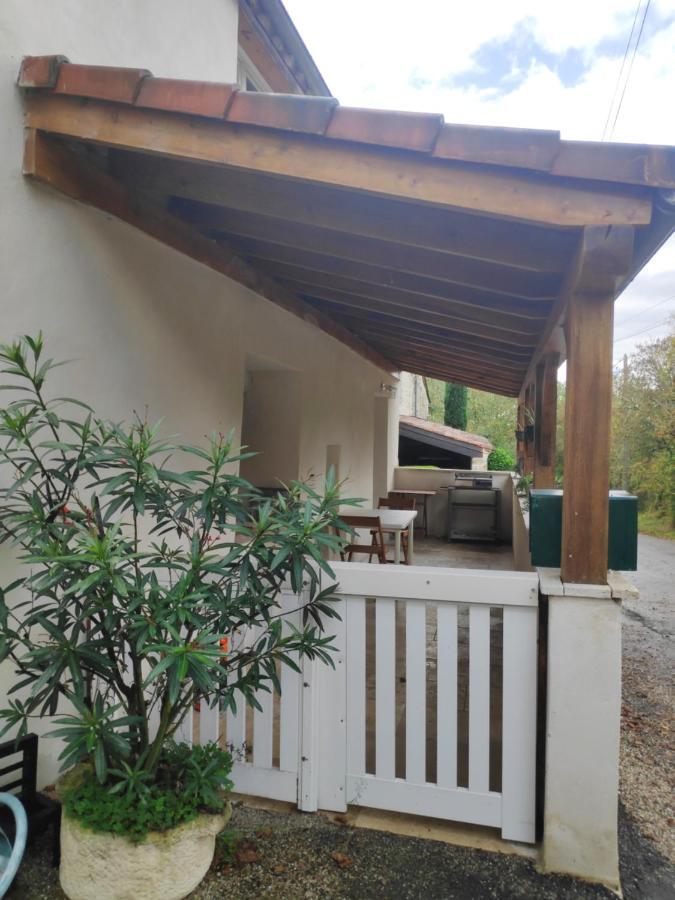 Maison 4 Personnes Caillac Екстер'єр фото